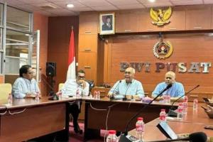 PWI Pusat Sesalkan Pernyataan Hotman Paris, Tegaskan Martabat Pers Harus Dihormati